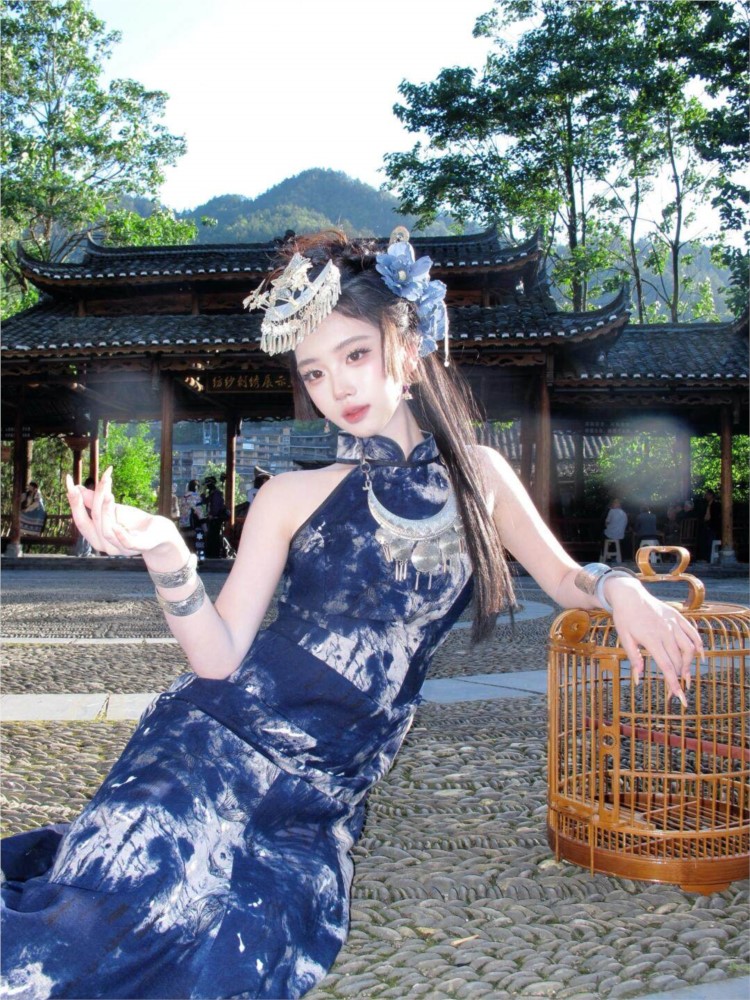 Gaun batik baru gaya etnik unt - Ethnic Dress Fashion Show ulasan dan harga