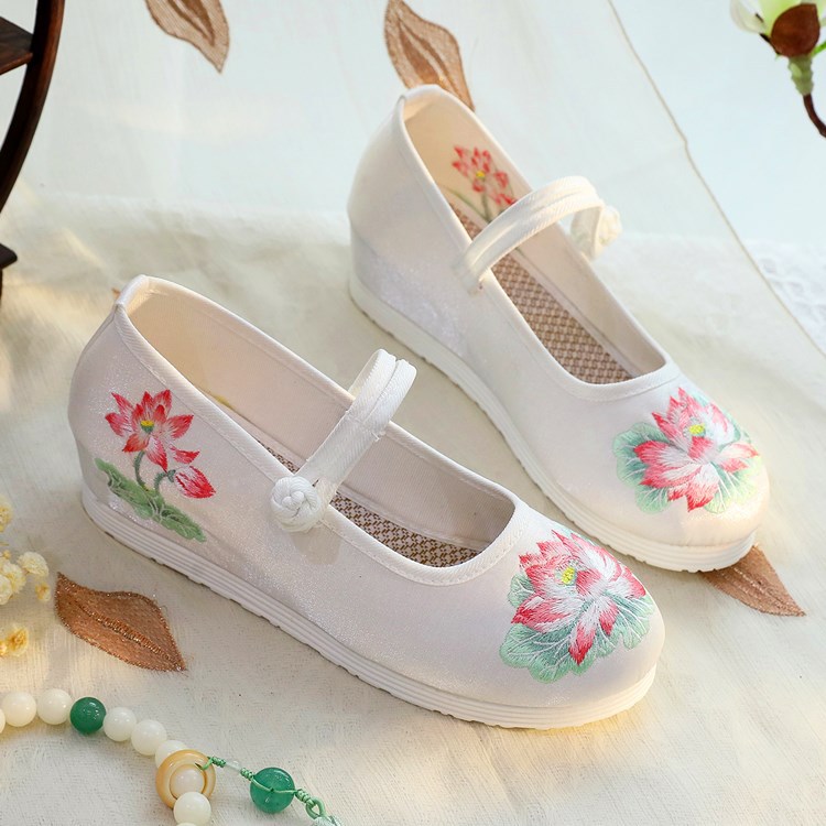 Sepatu Mary Jane Hak Wedge Bor - Ethnic Fabric ulasan dan harga