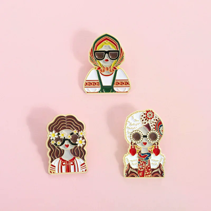 Pin Enamel Gambar Karakter Gad - Ethnic Fashion Images ulasan dan harga