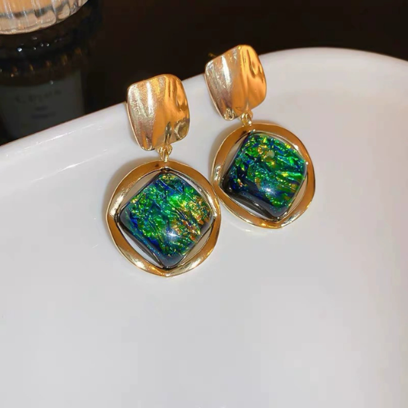 Anting-anting liontin geometri - Ethnic Fashion Trends 2025 ulasan dan harga