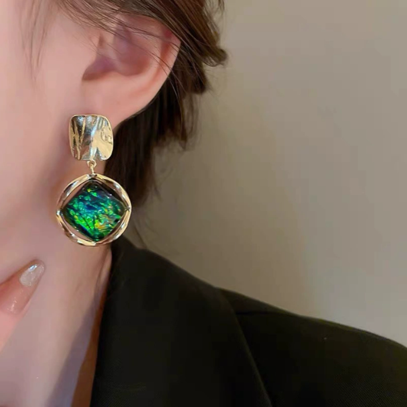 Anting-anting liontin geometri - Ethnic Fashion Trends 2025 ulasan dan harga