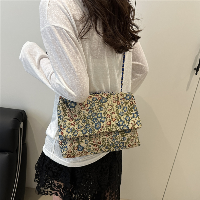 Tas Tangan Gaya Etnis Elegan,  - Urban Ethnic Fashion ulasan dan harga