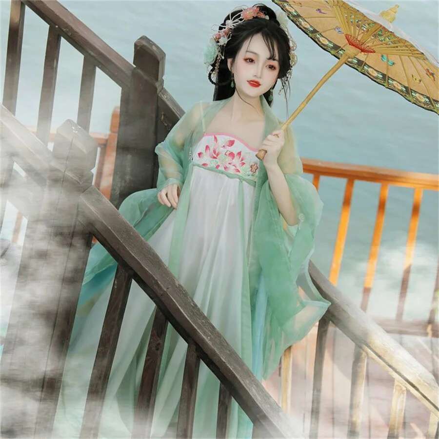 Hanfu Gaun Tradisional Tiongko - Ethnic Dress Fashion Show ulasan dan harga